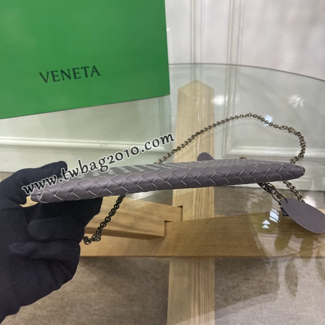 Bottega veneta高端女包 98036灰色 寶緹嘉薄款鏈條包 BV經典款胎牛皮手工編織鏈條女包  gxz1343